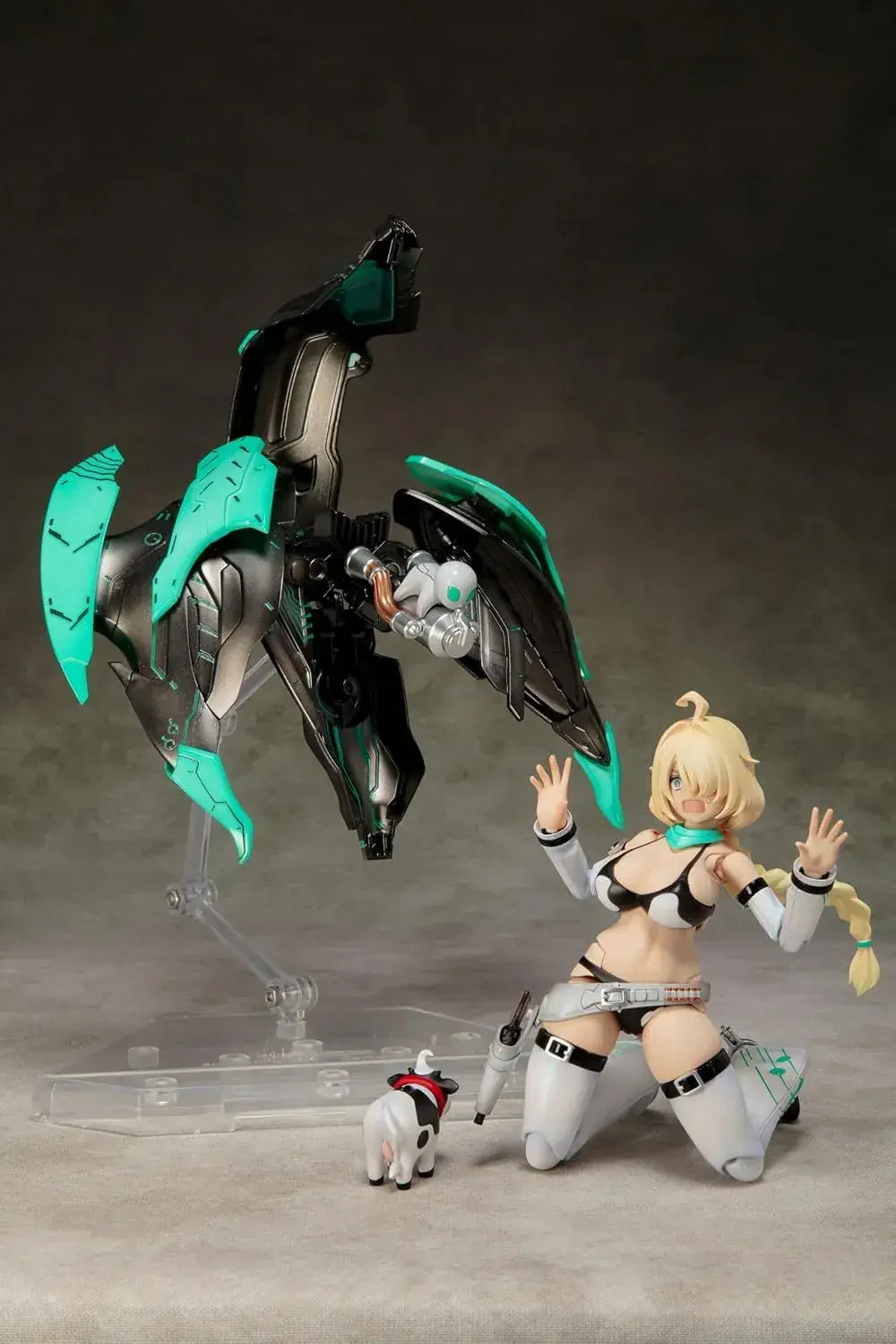 Alphamax DarkAdvent 0289 Alien Dress Cowgirl Model Kit Figure