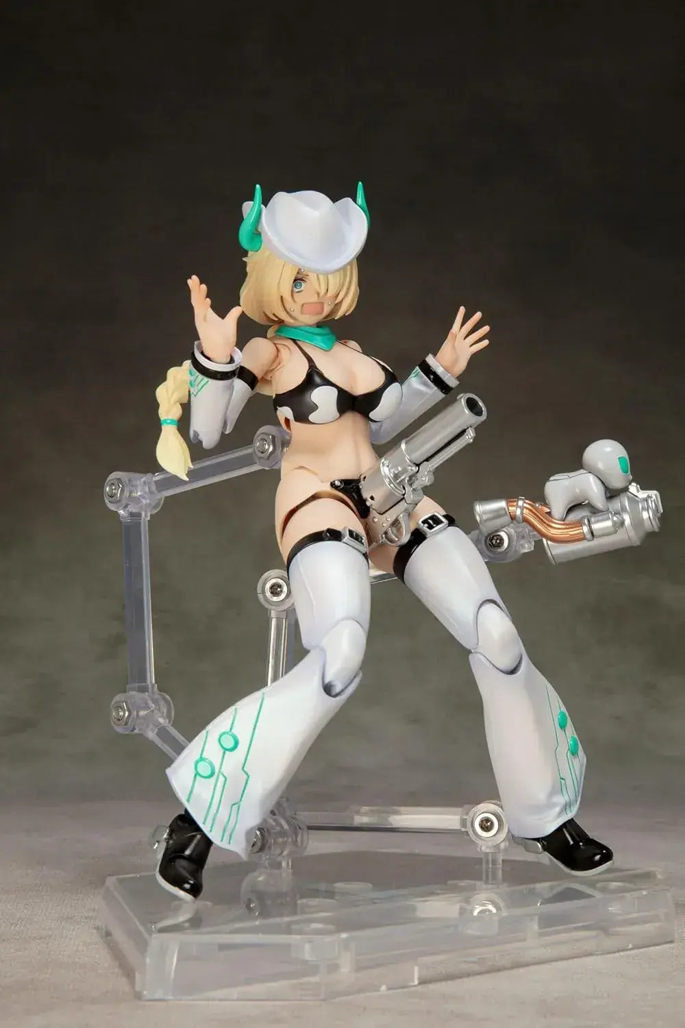 Alphamax DarkAdvent 0289 Alien Dress Cowgirl Model Kit Figure