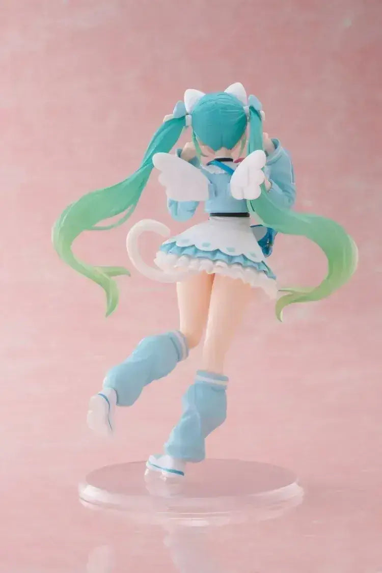 Amusement Exclusive Prize Hatsune Miku Fashion Figure 18cm
