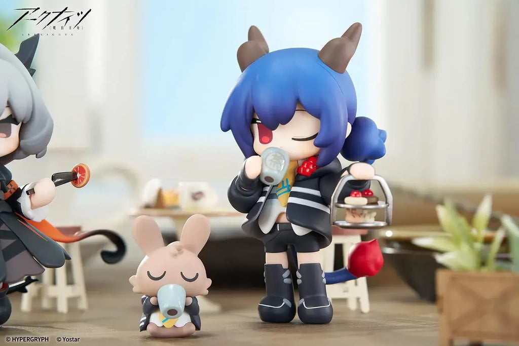 Apex Arc Knights Dessert Mini Figure Blue 10.5 cm Collectible