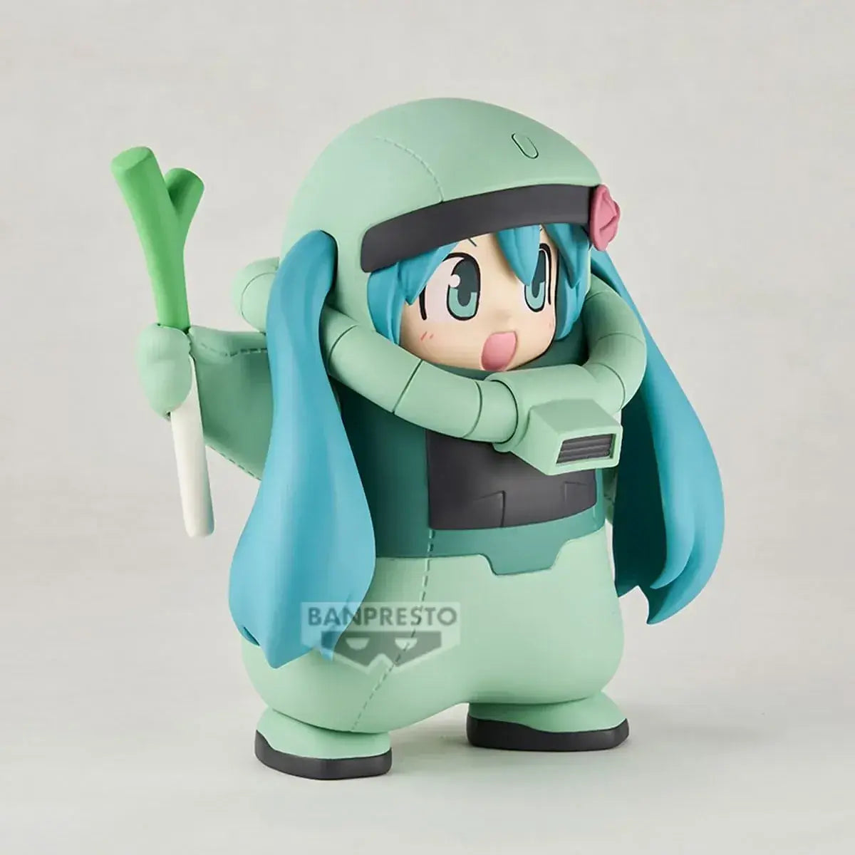 Banpresto Gundam 45th Hatsune Miku Zaku Costume Figure Display