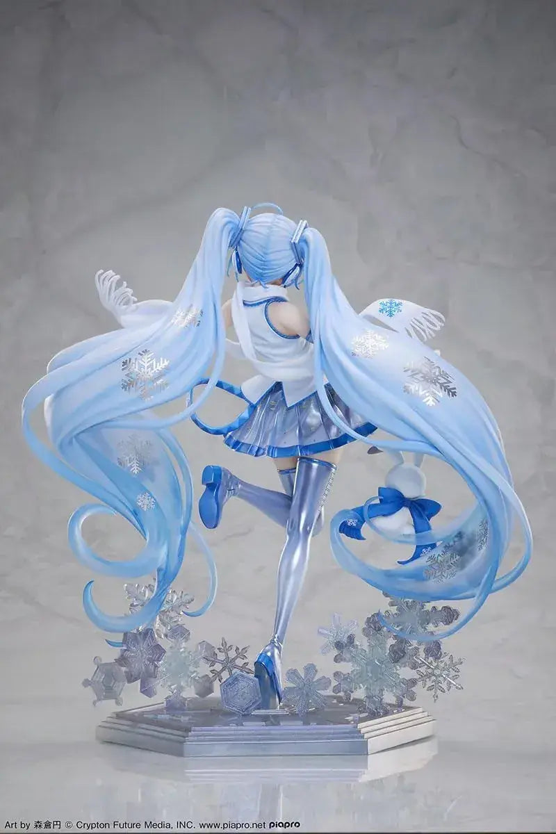 DesignCOCO Hatsune Miku Snow Miku Display Figure 1:7 Scale PVC