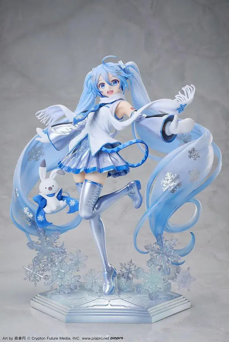 DesignCOCO Hatsune Miku Snow Miku Display Figure 1:7 Scale PVC