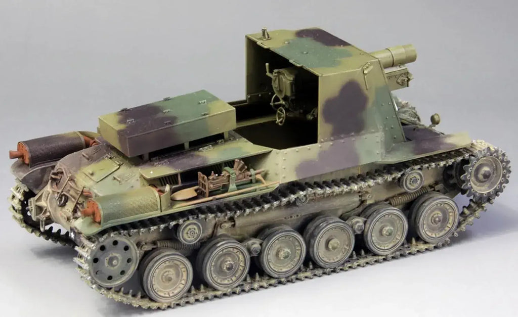 FineMolds Imperial Military 1/35 SPG Vehicle Assembly Kit