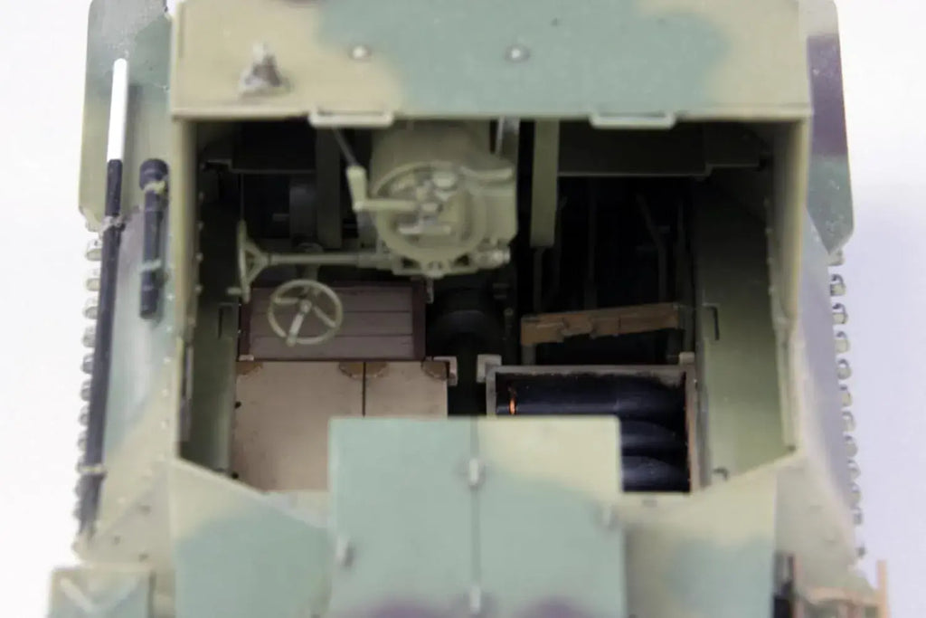 FineMolds Imperial Military 1/35 SPG Vehicle Assembly Kit
