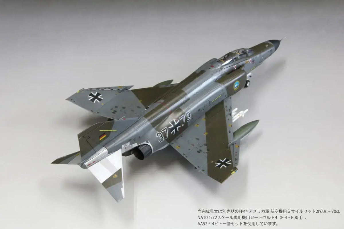 FineMolds 1:72 German F4F Molders Jet Fighter Scale Model Kit