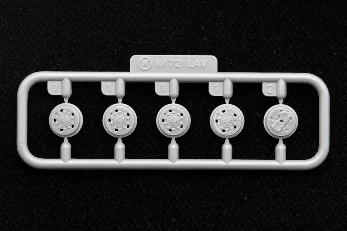 Fujimi 172 Military Light Armored Vehicle Plastic Model Kit Set