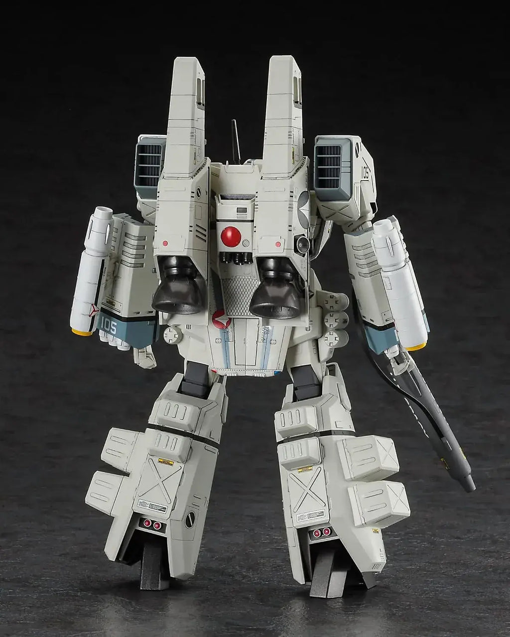 Hasegawa Macross VF-1J Armored Valkyrie 1/72 Plastic Model Kit