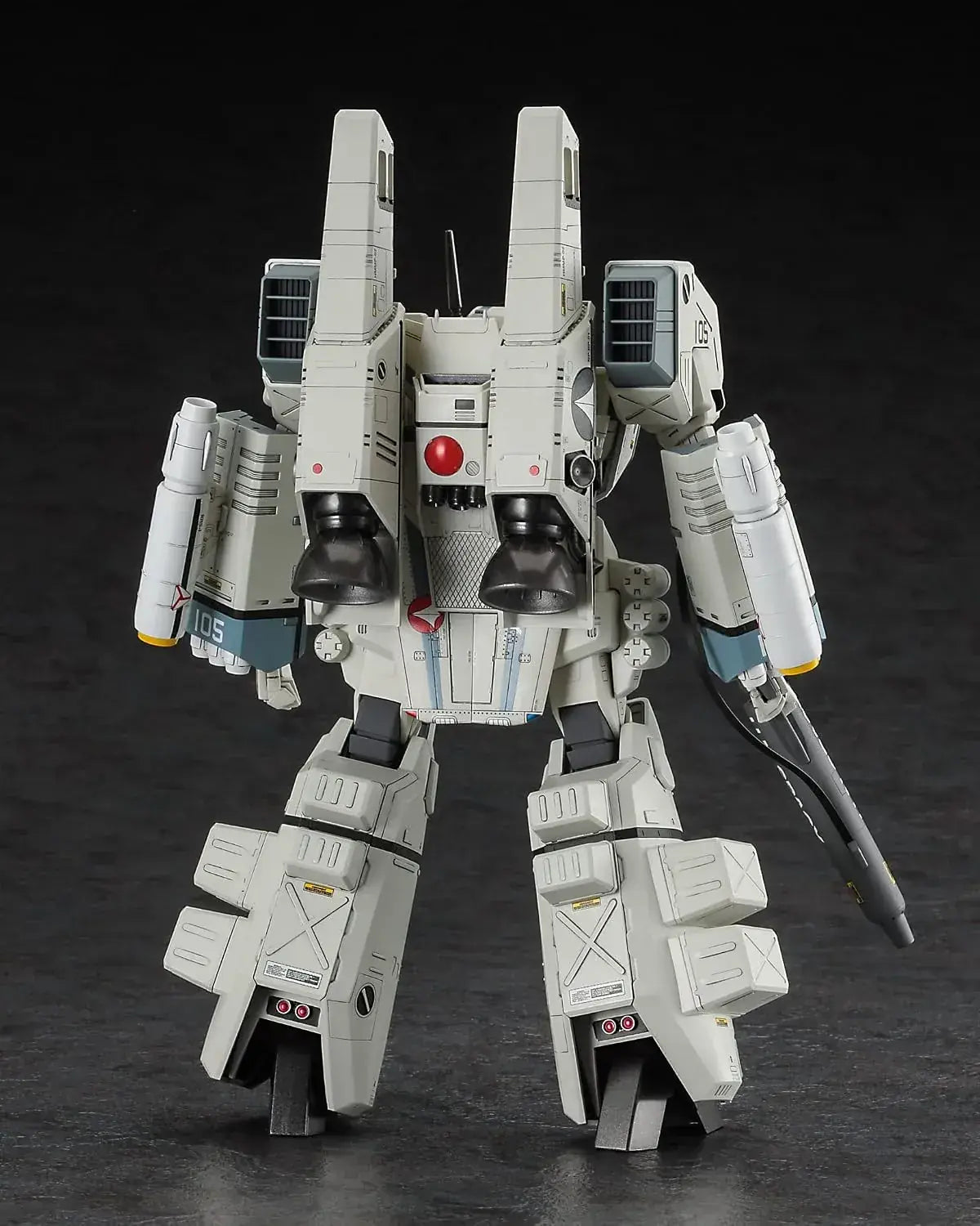 Hasegawa Macross VF-1J Armored Valkyrie 1/72 Plastic Model Kit