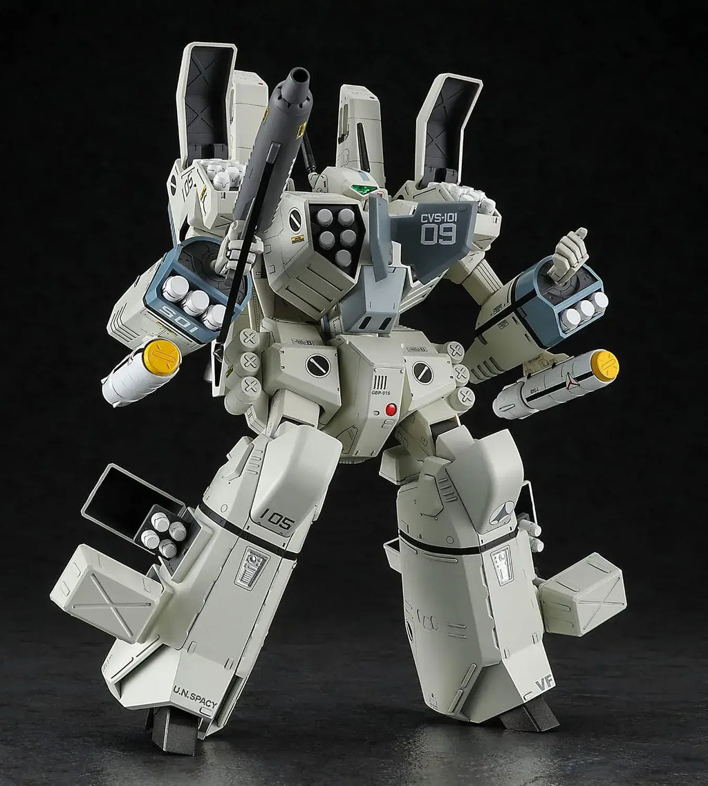 Hasegawa Macross VF-1J Armored Valkyrie 1/72 Plastic Model Kit