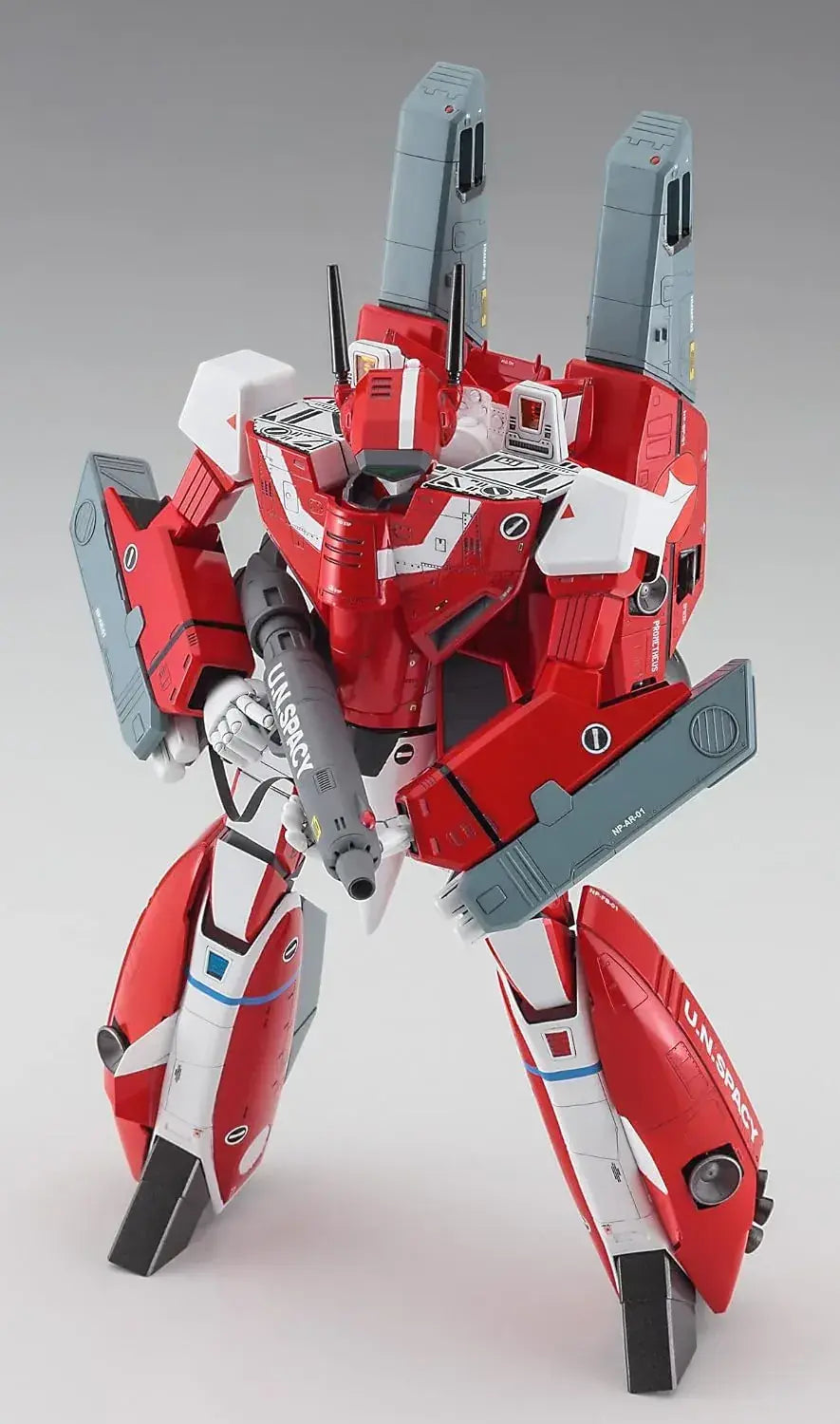Hasegawa Macross VF1J Super Battroid Valkyrie Milia Plastic Kit