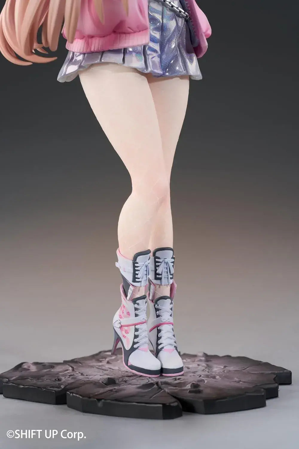 Hobby Sakura Goddess Victory Nikke Viper Figure 1/7 Scale Bonus