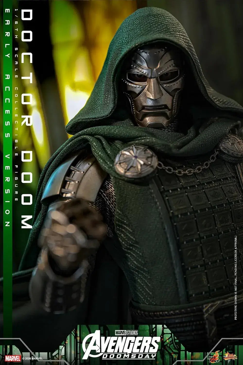 Hot Toys Avengers Doomsday Doctor Doom 1/6 Scale Figure