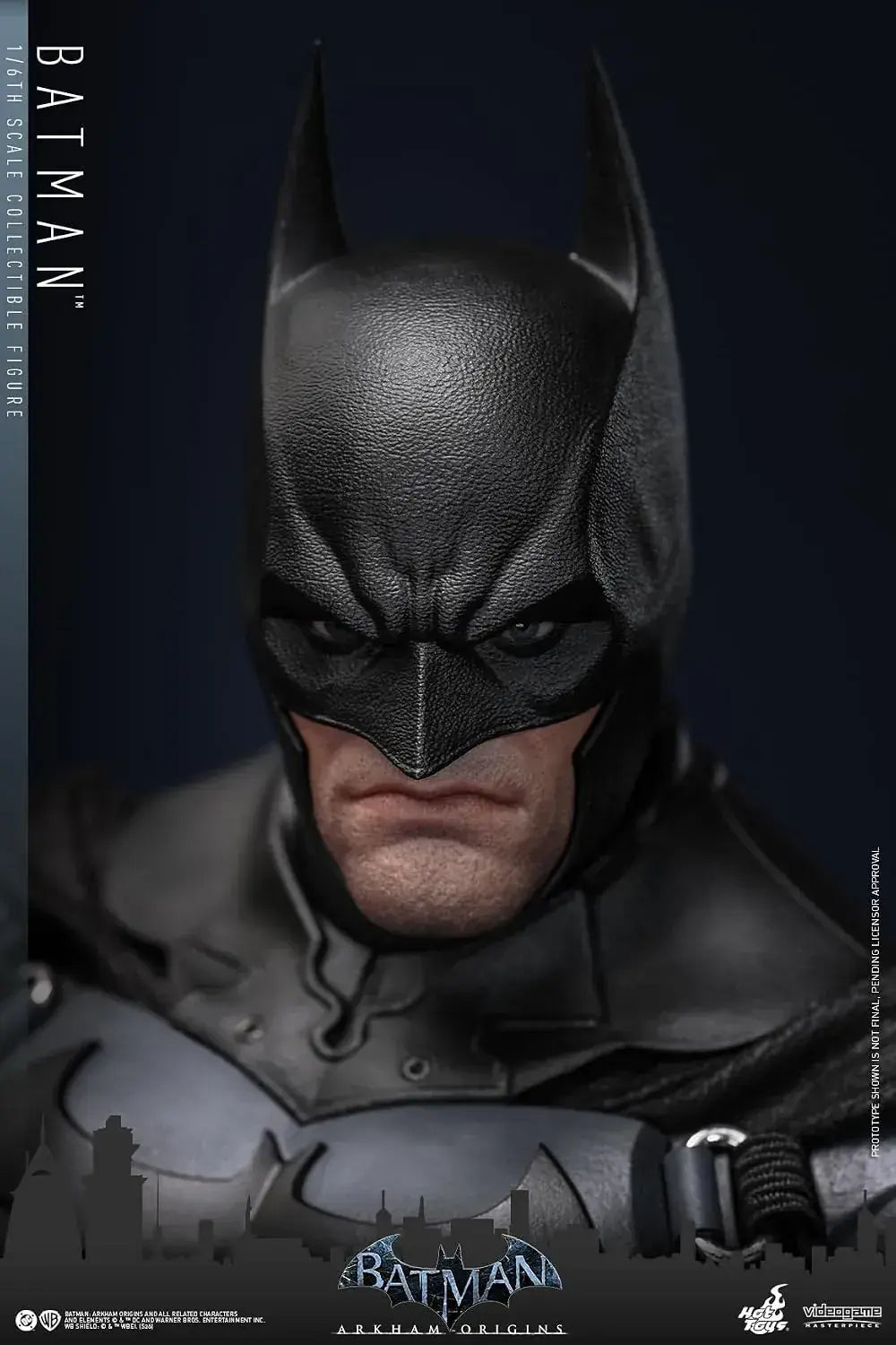 Hot Toys Batman Arkham Begins 1/6 Scale Figure, 13-Inch Model