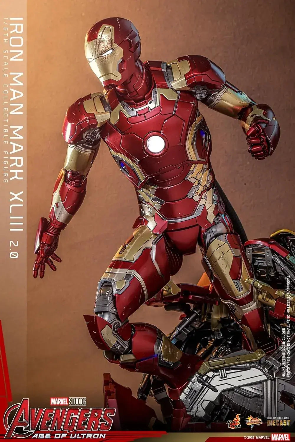 Hot Toys Iron Man Mark 43 Age of Ultron 1/6 Scale Figure Light-Up