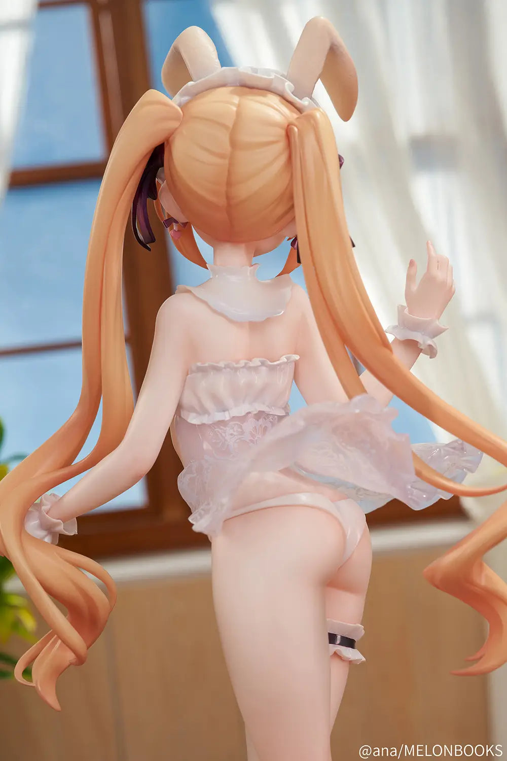 HobbyChaton Bunny Girl Pia Illustrated by ana 1/6 Scale Figure