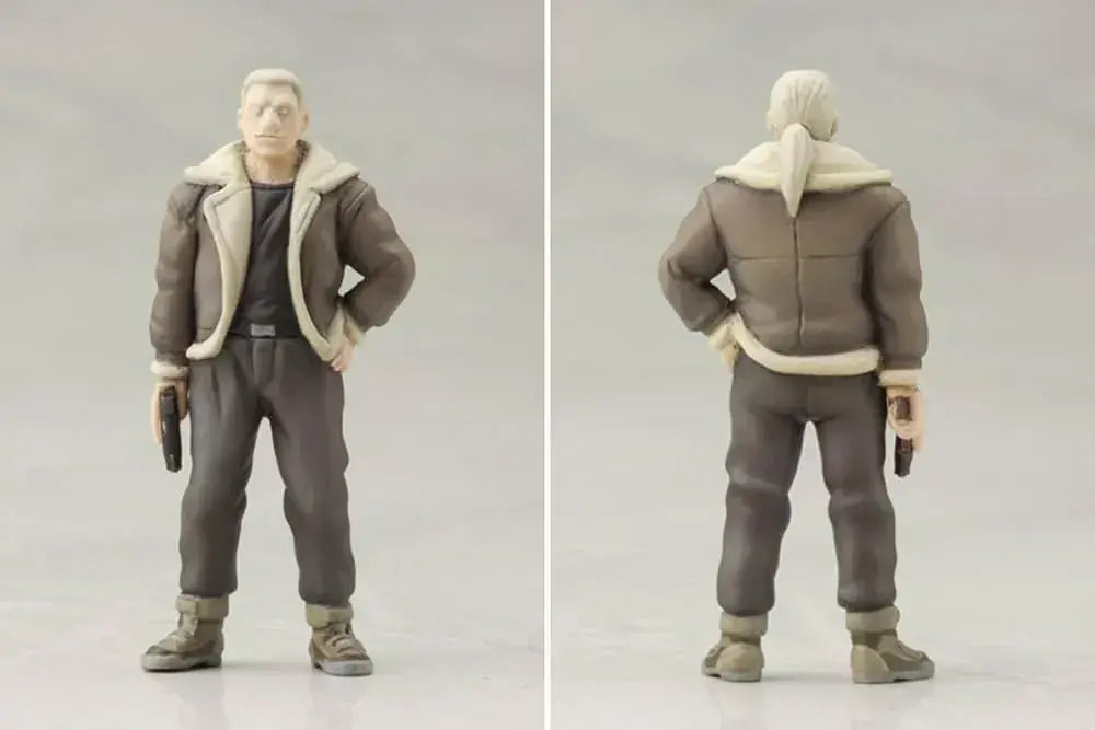 Kotobukiya Assault Shell Tachikoma Figure with Kusanagi Batou
