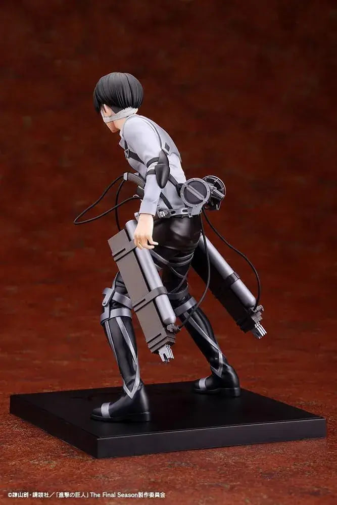 Kotobukiya Attack Titan Levi Final Season Ackerman Display Figure