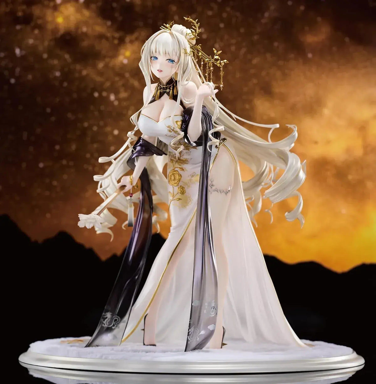 Lim Land Nikke Crown Glorious Flower Figure 1/4 Scale PVC ABS