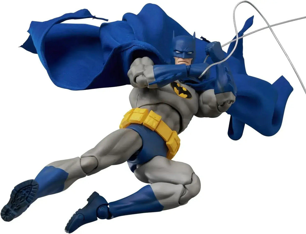 Medicom Toy MAFEX Batman Hush Blue Version 160 mm Action Figure