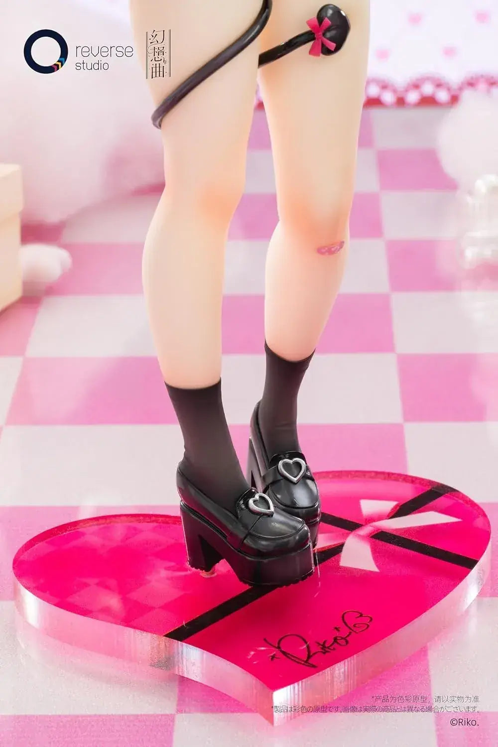 Reverse Studio Shino Bottle Ver. Deluxe 1/6 Scale Figure (PVC/ABS)
