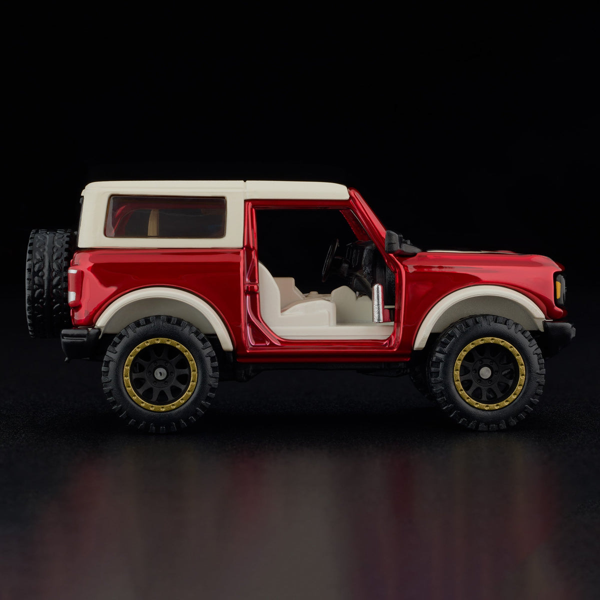 Hot Wheels RLC Exclusive ’21 Ford Bronco - Standard OR Chase Variant (Randomized)