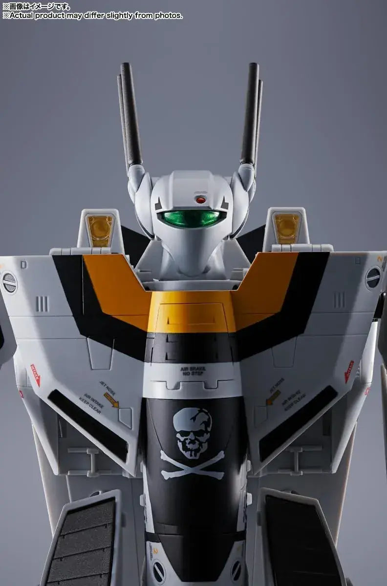 Tamashii Nations DX Chogokin VF-1S Roy Fokker Valkyrie Figure