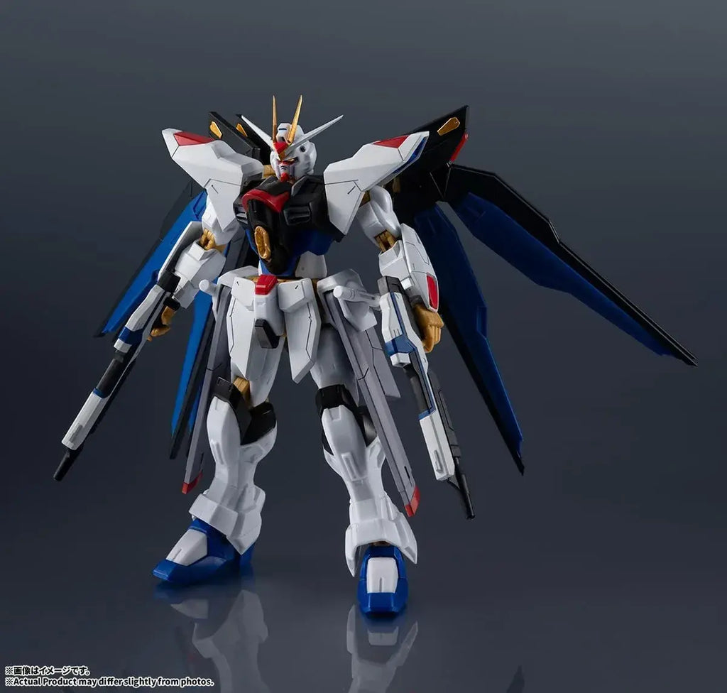 Tamashii Nations Gundam Universe Strike Freedom Figure 150mm for Display