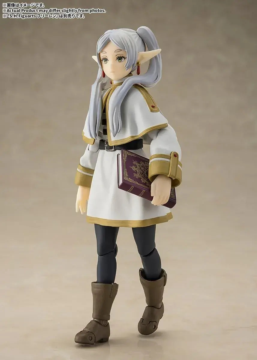 Tamashii Nations Figuarts Stark Figure with Battle Axe Display