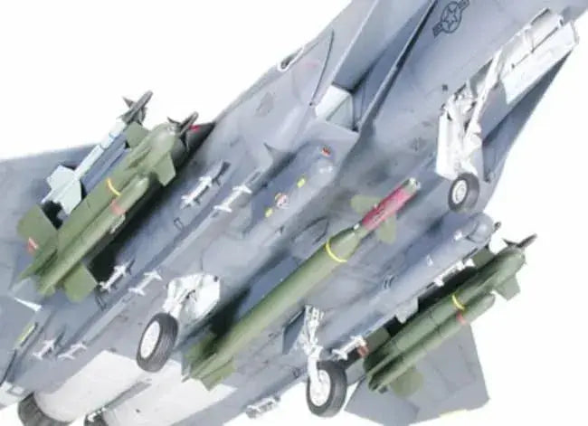 Tamiya F15E Strike Eagle Bunkerbuster 1/32 Plastic Model Kit