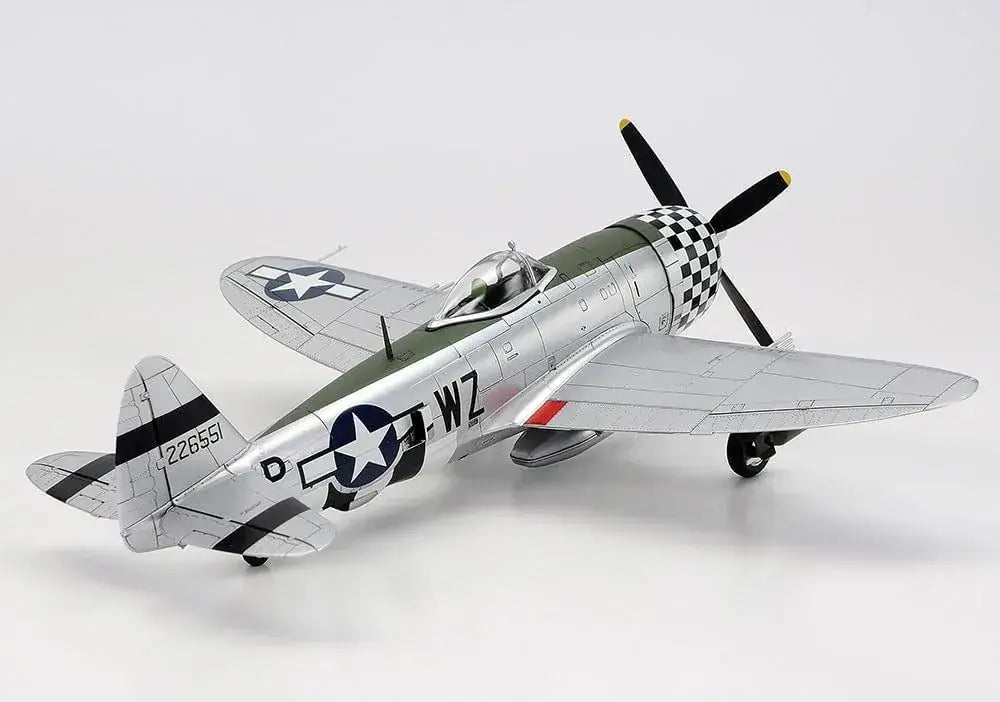 Tamiya P-47D Thunderbolt Bubble Top 1/72 Plastic Model Kit Warbird