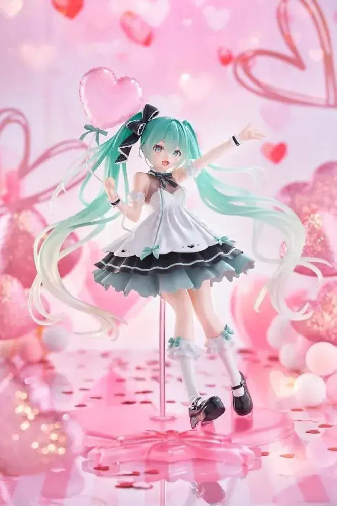 Thunder Tech Hatsune Miku Birthday 2025 AMP Party Ver Figurine