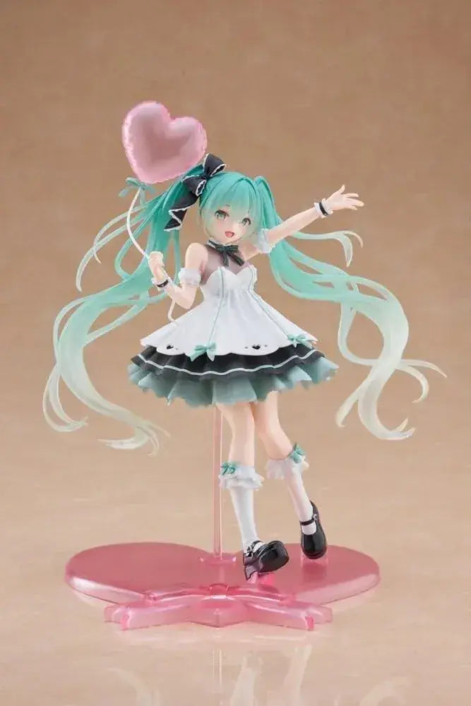 Thunder Tech Hatsune Miku Birthday 2025 AMP Party Ver Figurine