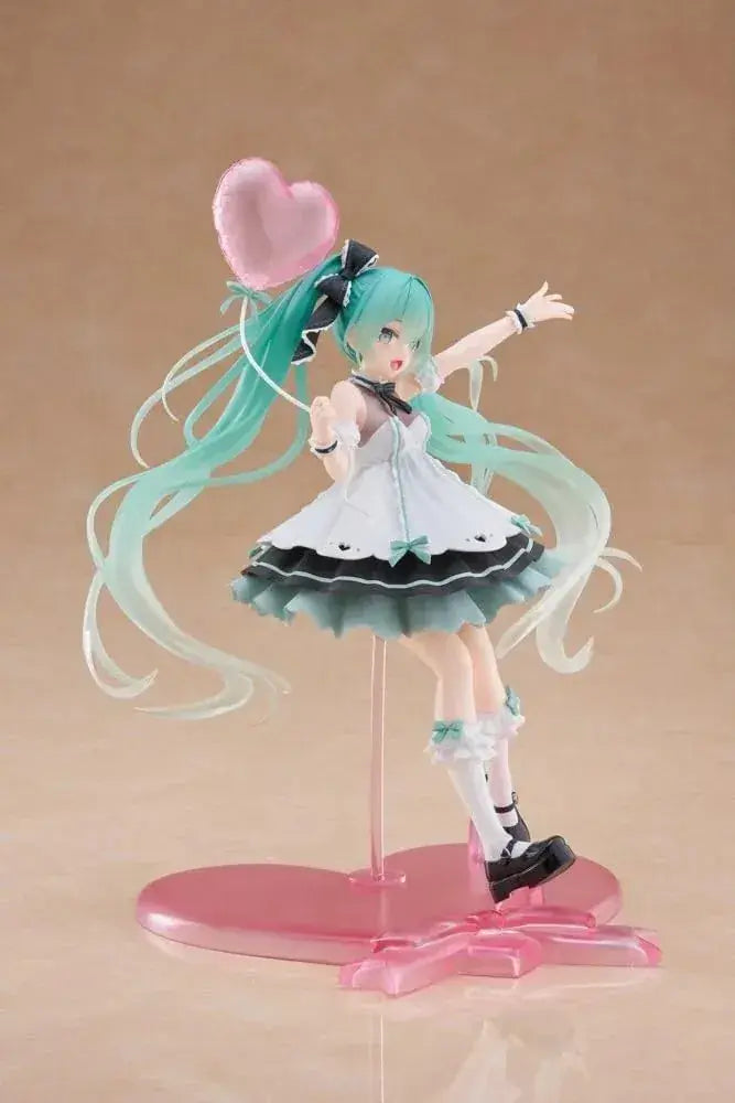 Thunder Tech Hatsune Miku Birthday 2025 AMP Party Ver Figurine