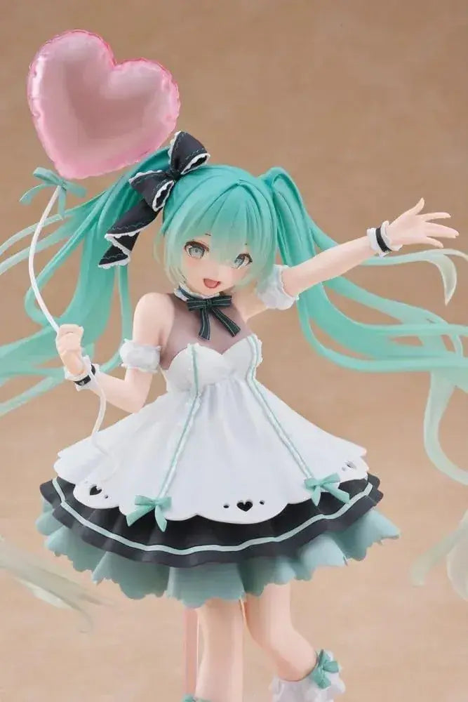 Thunder Tech Hatsune Miku Birthday 2025 AMP Party Ver Figurine