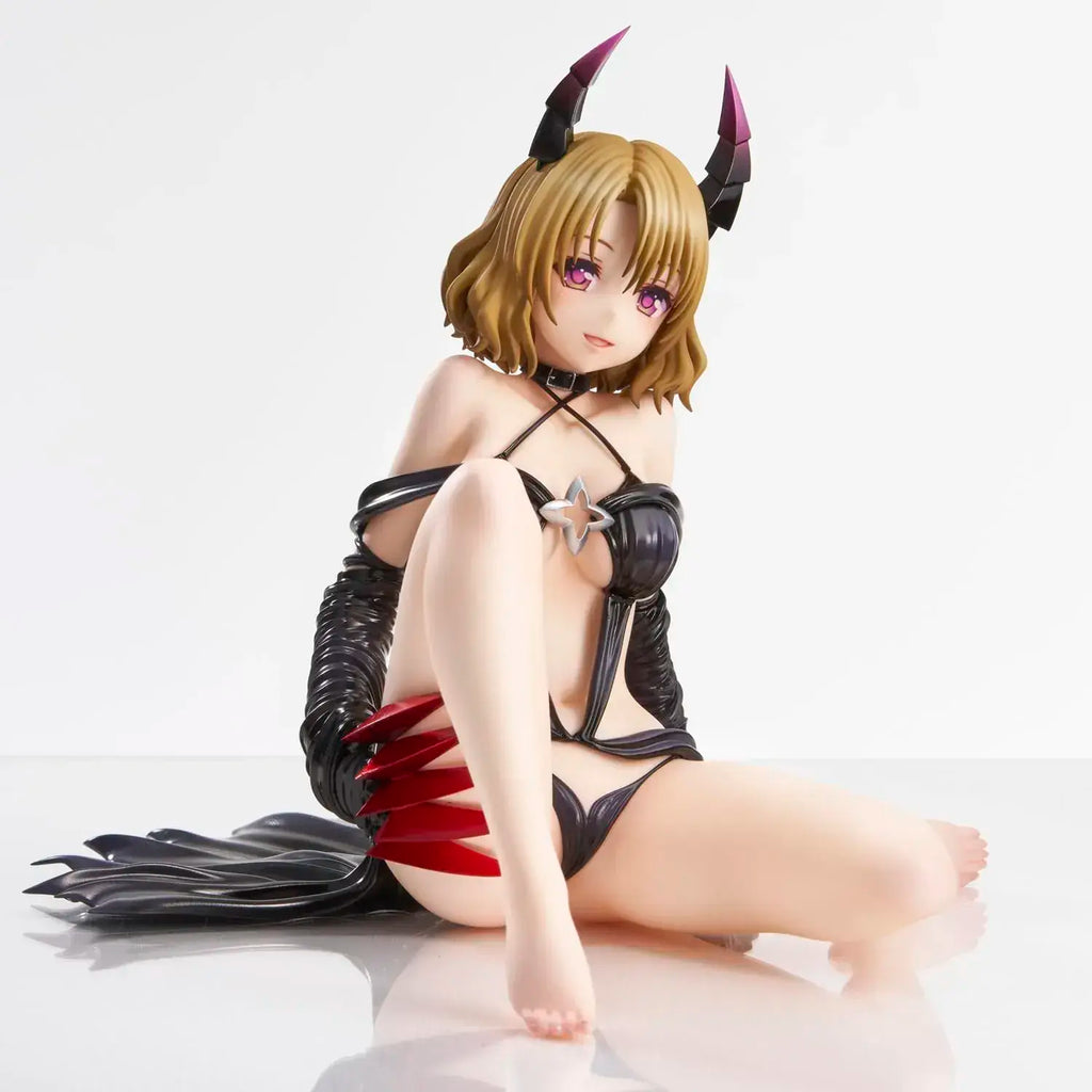 Union Creative To Love Ru Risa Momioka Darkness 1/6 Scale Figure